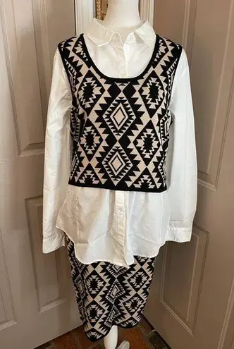 Say What? Say What? two piece sweater skirt & top/vest set cream & black print. Size L.