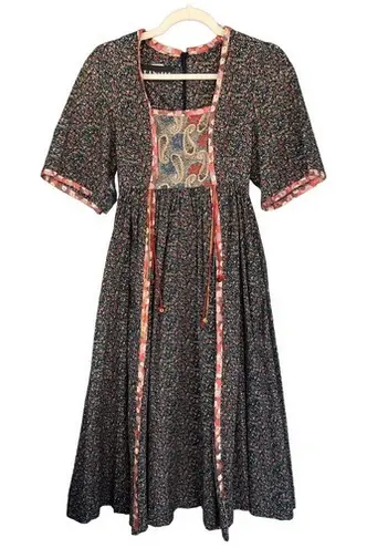 T6 Vintage PJ Walsh New York Floral Paisley Boho Prairie Midi Dress Women's Black Size undefined