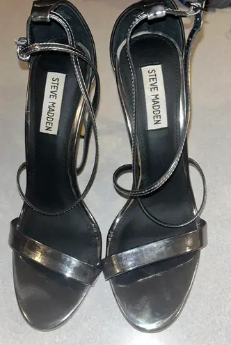 Steve Madden Women’s size 9 Four-Inch Silver High Heels