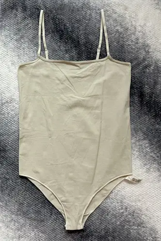 SKIMS Seamless Fits Everybody Cami Bodysuit Sand Cheeky Size Large XL