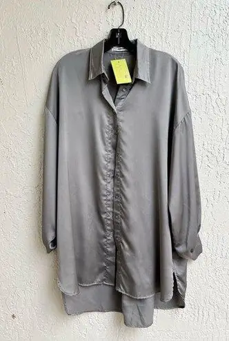Glamorous gray silky oversized button down shirt size 4