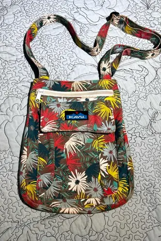 KAVU Keeper Floral Cotton Canvas Crossbody Bag With Adjustable Strap