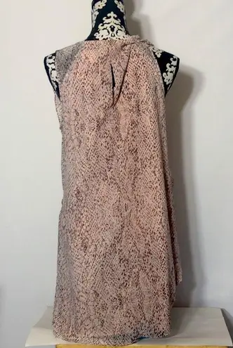 BCBGeneration Snake print ruffled dress for spring and summer.