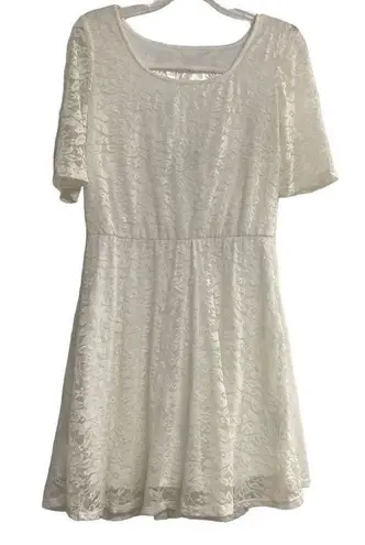 BY & BY Women’s Lace Cut