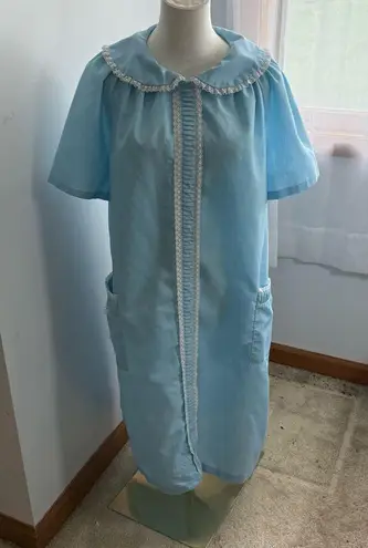 Vintage Lindsay Jordan Duster Robe Size 42 Blue House Coat Snap Nightgown Lace Size L