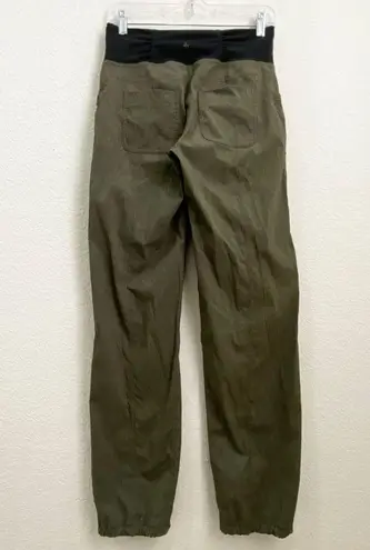 prAna Summit Pants in Charcoal Heather/Cargo Green Heather Size S