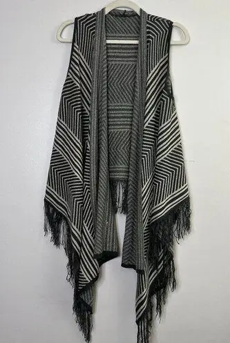 Southwestern Aztec Chevron Printed Fringe Hem Handkerchief Hem Vest