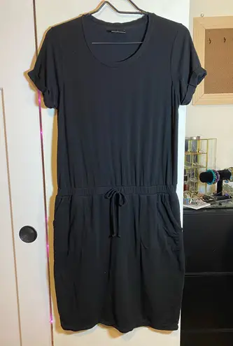 32 Degrees Heat 32° Black Tee Shirt Dress With Elastic Waist & Pockets Medium