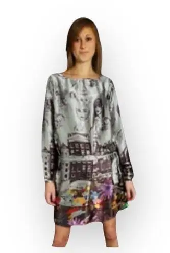 Desigual š¤ Faces Graffiti Print Shift Dress š¤ Silver Multicolor City Print š¤