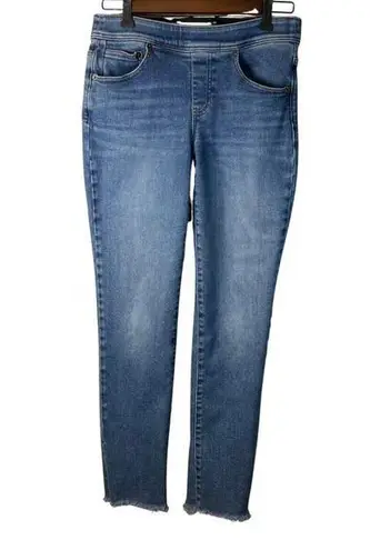 City Blues Women’s Pull On Tummy Control Ankle Jeans Size 4 Blue