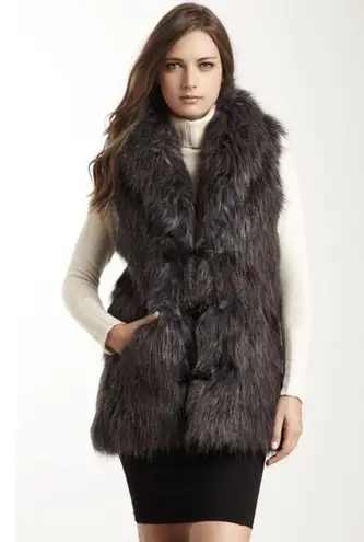 Candela Indigo Faux Fur Mahala Vest Size Medium SIZE LARGE