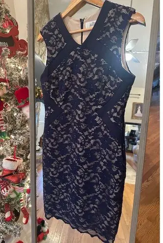 Belle Badgley Mischka Women's Lace Dress, Size Small Blue