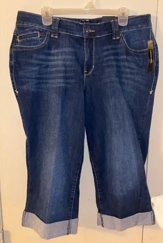 Lane Bryant NWT  Totally Cropped Jeans with Cuffed Hems - size 16