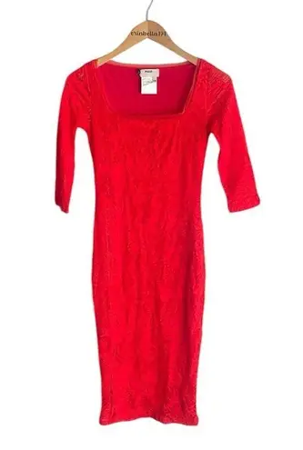 Fuzzi Tattoo Lace Fitted Square Neck Bodycon Dress Red Size XS