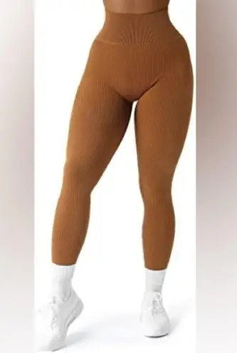 QQQ Brown Seamless High