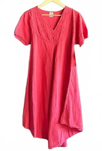 NWT Manta Del Lago Womens Short Sleeve Dress Size Medium Peach Pointed Hem Orange