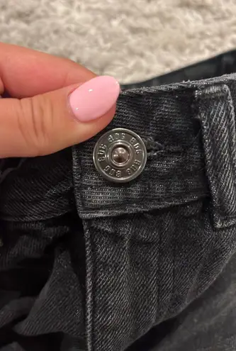 BDG URBAN OUTFITTERS JEAN SKIRT - Image 4