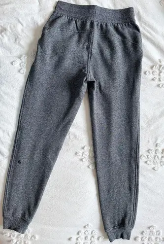 Lululemon Scuba Jogger - Heathered Speckled Black - 4