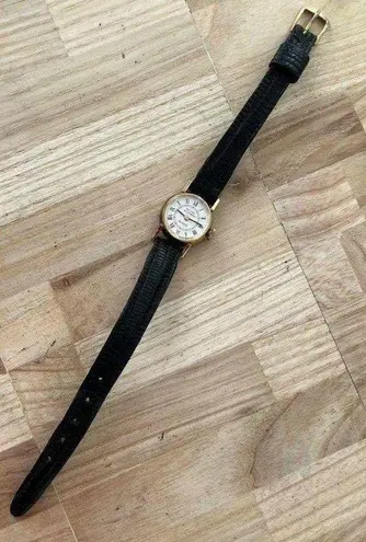 Bulova Accutron Rare Vintage Ladies Watch Gold Filled Case White Dial Leather