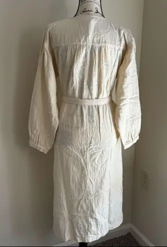 Universal Threads Universal Thread Women boho dress in white sand Size Medium