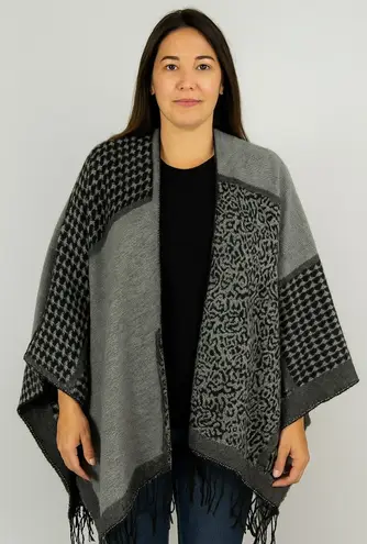 Charlotte Daniel cheetah kimono oversized boho One size shaw Gray