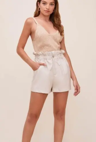 ASTR  Petunia Faux Leather Shorts in Sand Size M