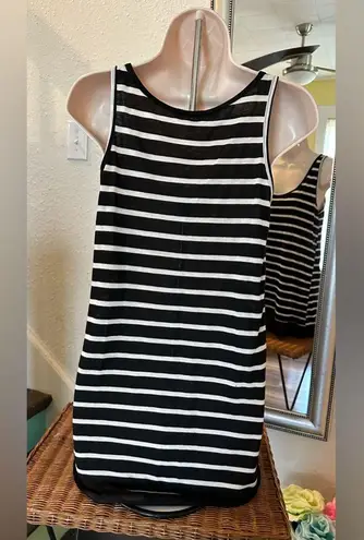 Maurice's ’s Cute Black/White Ruffle Tank Top M