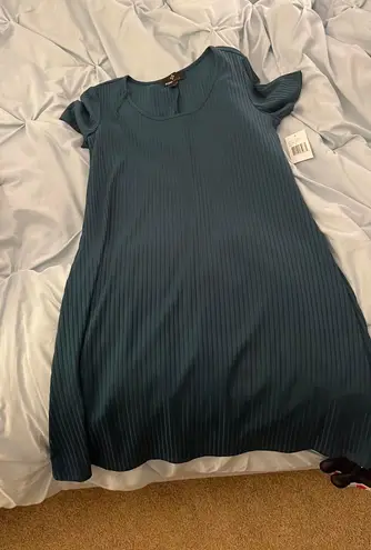 Ronni Nicole Green Dress 