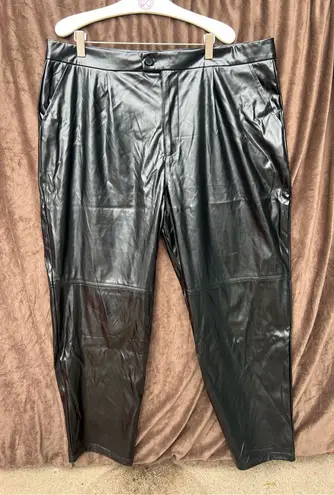 Halston Black Ankle Length Straight Leg Pants Woman’s Size XL NEW MSRP $89