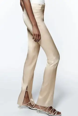 ZARA NWT  Cream FULL-LENGTH SATIN TROUSERS. Size Medium.