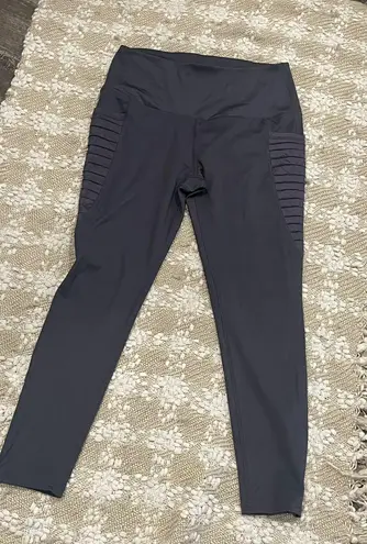 LegEnd Active LegEnd Sports Leggings for Women Size L.