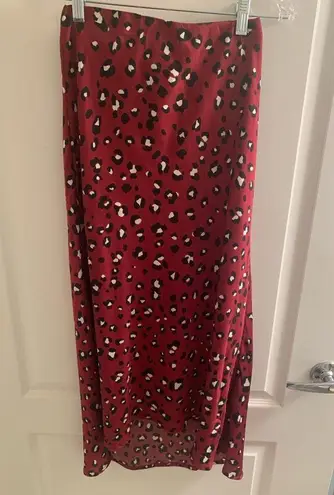 Red Leopard Print Satin Midi Skirt - Image 1