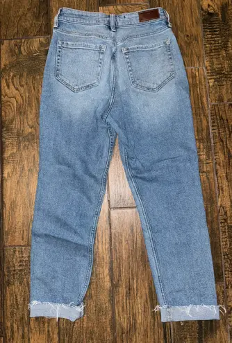 Hollister Ultra High Rise Mom Jeans