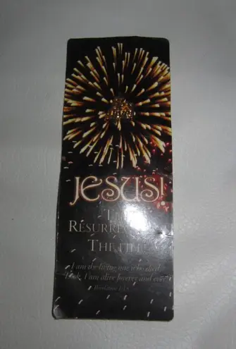 Vintage Jesus Loves You Gold Tone Religious Pin