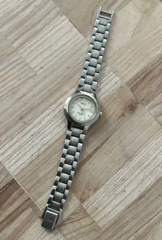 Seiko Ladies Watch Spiral Stainless Dial Gold-Tone Markers Two-Tone Bracelet