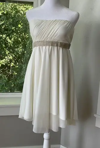 Tigerlily Vintage Y2K Tiger Lily Ivory Strapless Chiffon Mini Dress Pearl Embellished Sz M