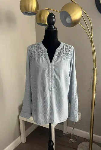 Bandolino Women Long Sleeves V-Neck Beaded Tunic Blue White Striped Blouse Sz M