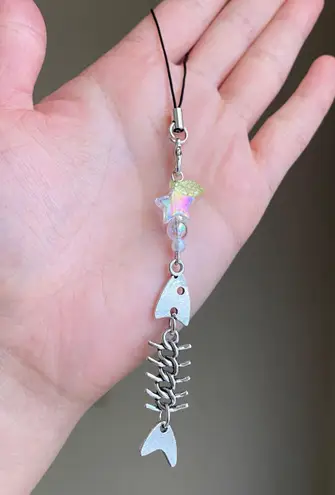 Handmade fish bone phone charm/bag accessory/car decoration🐟🩵