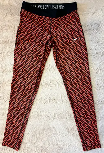 Nike DRI-FIT Athletic Workout Leggings in size m