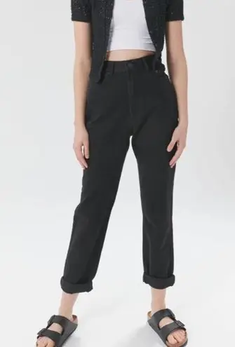 Urban Outfitters NWT  BDG High-Waisted Mom Jean – Black Denim sz 27