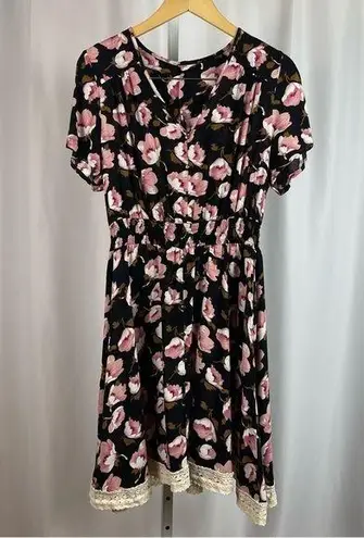 Just Found Large Floral Crochet Cottagecore Boho Modest V Neck Dress Black