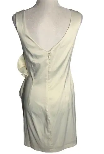 Max and Cleo Sleeveless Cocktail Dress 4 Cream V Neck Rosette Lined Zipper