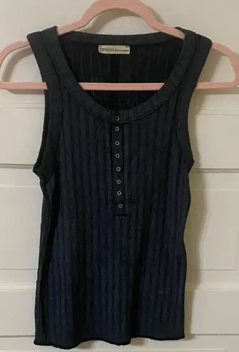Zenana Outfitters New Grey Buttoned Tank Top
