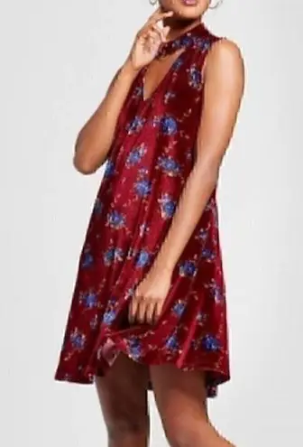 Xhilaration  O-Ring Velvet Shift Dress Burgundy Maroon Red Floral Choker Cutout M