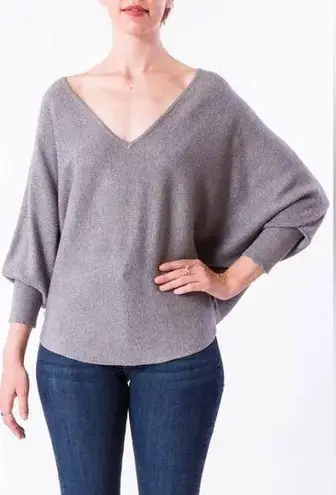 Kerisma  | RYU V NECK DOLMAN SLEEVE TOP in ash grey size s/m