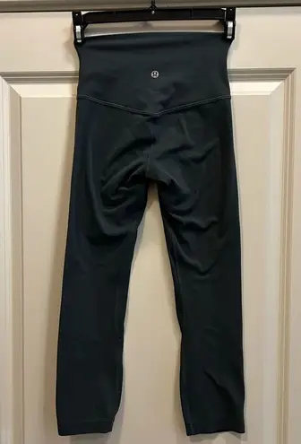 Lululemon  Align Crop 21” Leggings in Melanite Grey - size 2 - MSRP $88!