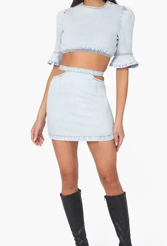 We Wore What NWT Cut Out Denim Mini Skirt Indigo Comfort Super Light Stone Wash L