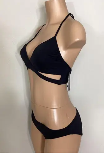 Vince Camuto New. Black lace up back bikini. Medium. Retails $149