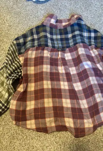 American Eagle  Outfitters Cropped Flannel