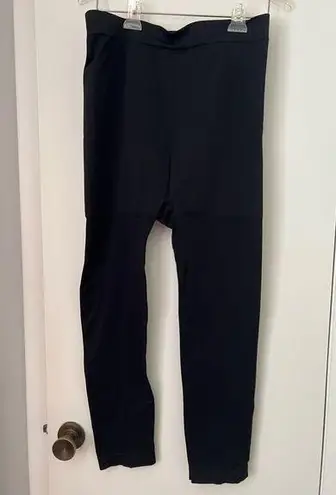 Lane Bryant  high waist smooth legging. Size C/D